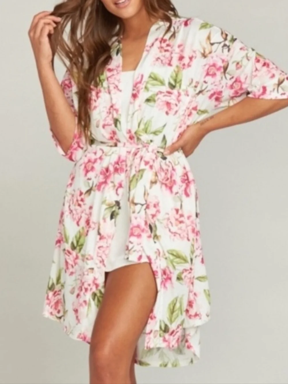 Show Me Your Mumu Floral Robe One Size‎